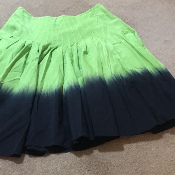 🌸NEW🌸 Moschino Cheap and Chic Vintage Pleated Skirt - Picture 11 of 14